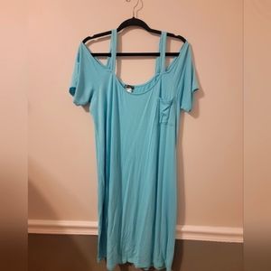 Venus XL Mint cold shoulder dress. Perfect for a cover up.